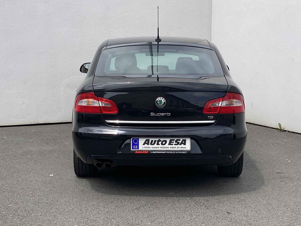 Škoda Superb II 2.0 TDi Elegance