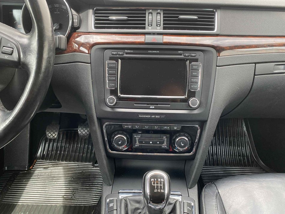 Škoda Superb II 2.0 TDi Elegance