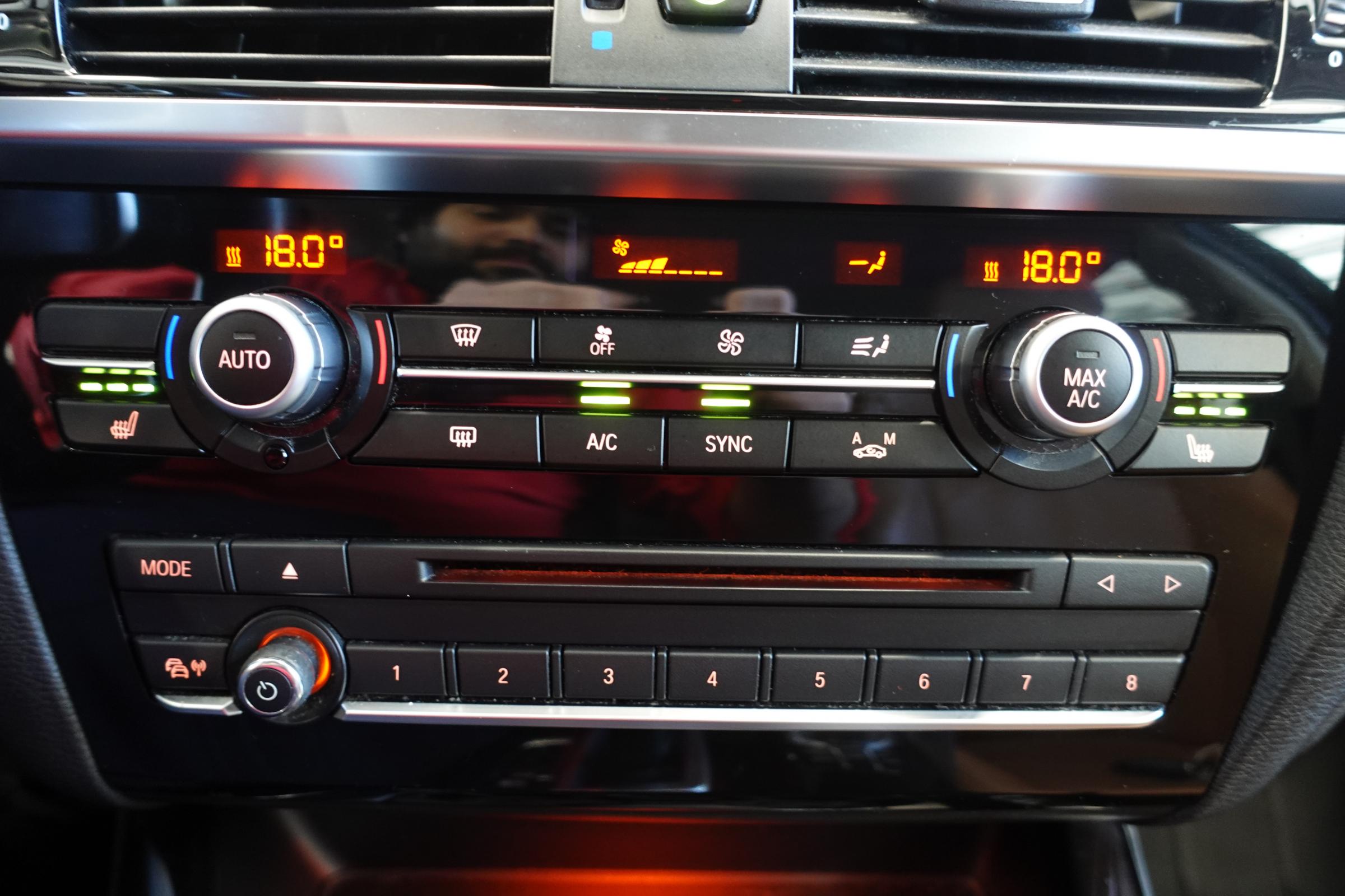 BMW X3, 2017 - pohled č. 19