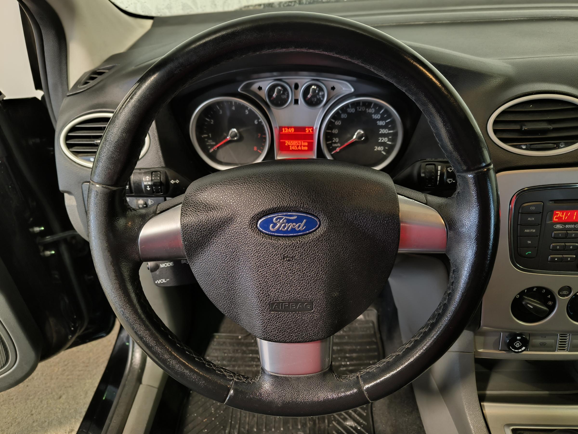 Ford Focus, 2010 - pohled č. 13