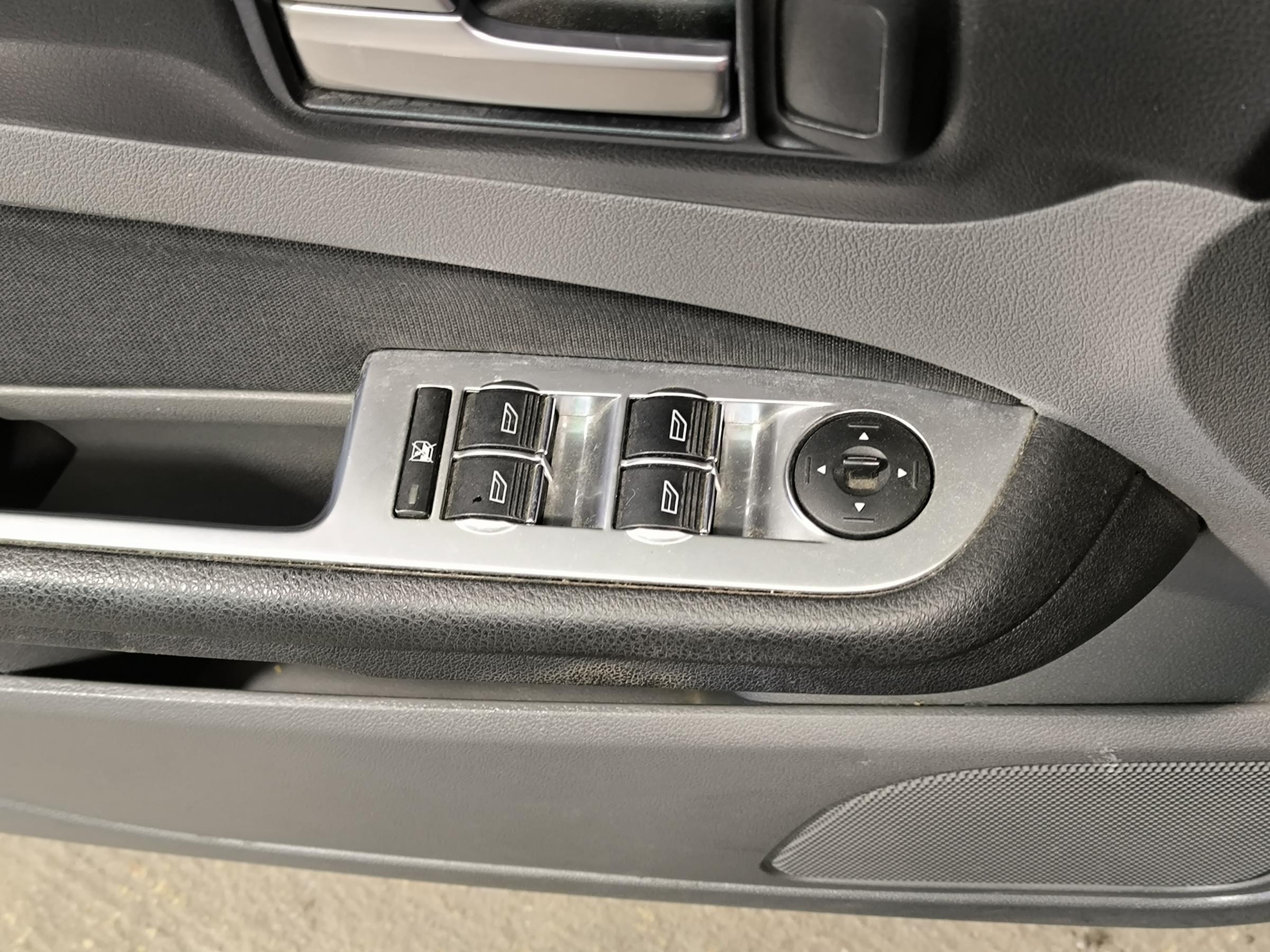 Ford Focus, 2010 - pohled č. 16