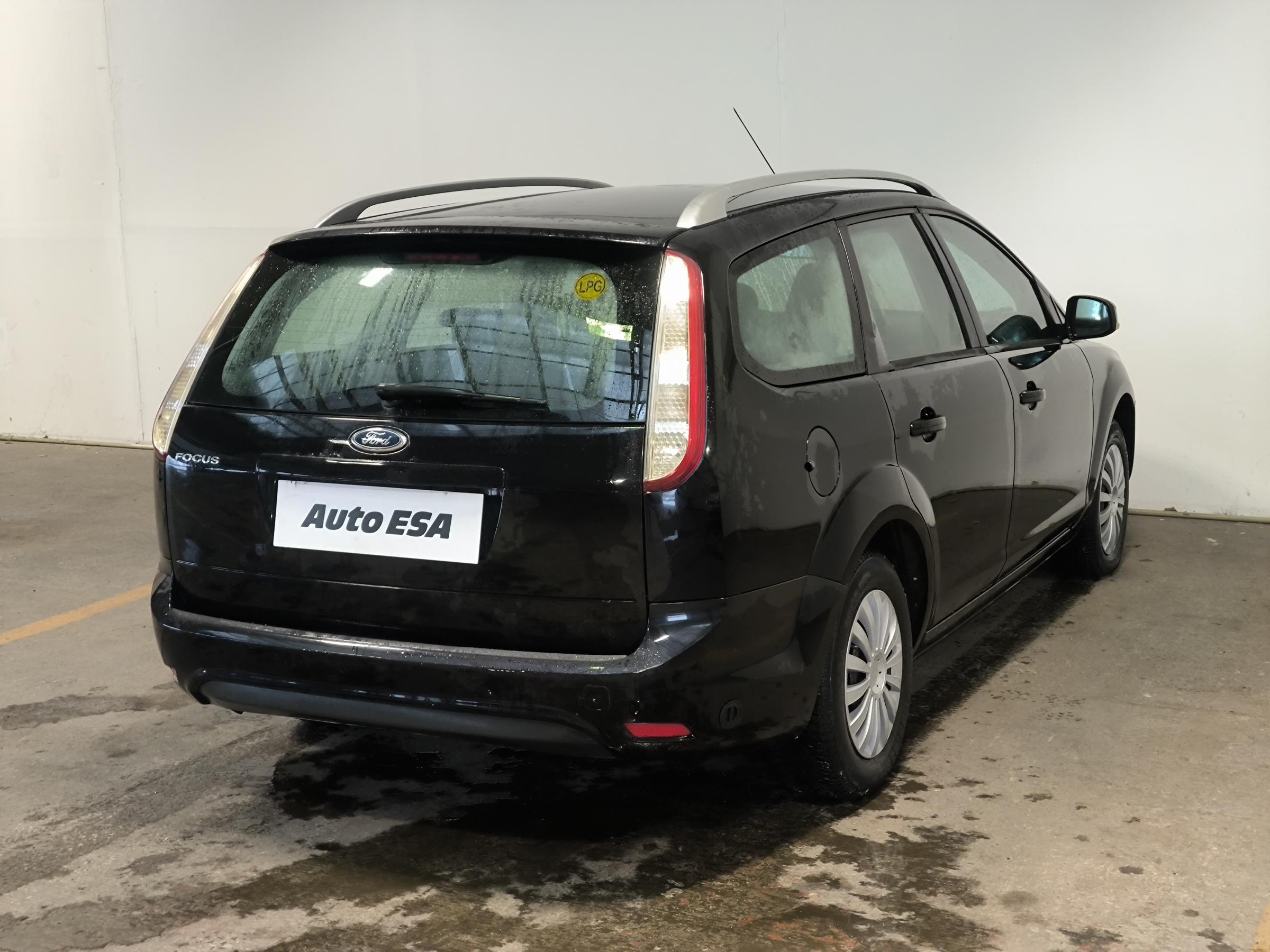 Ford Focus, 2010 - pohled č. 6