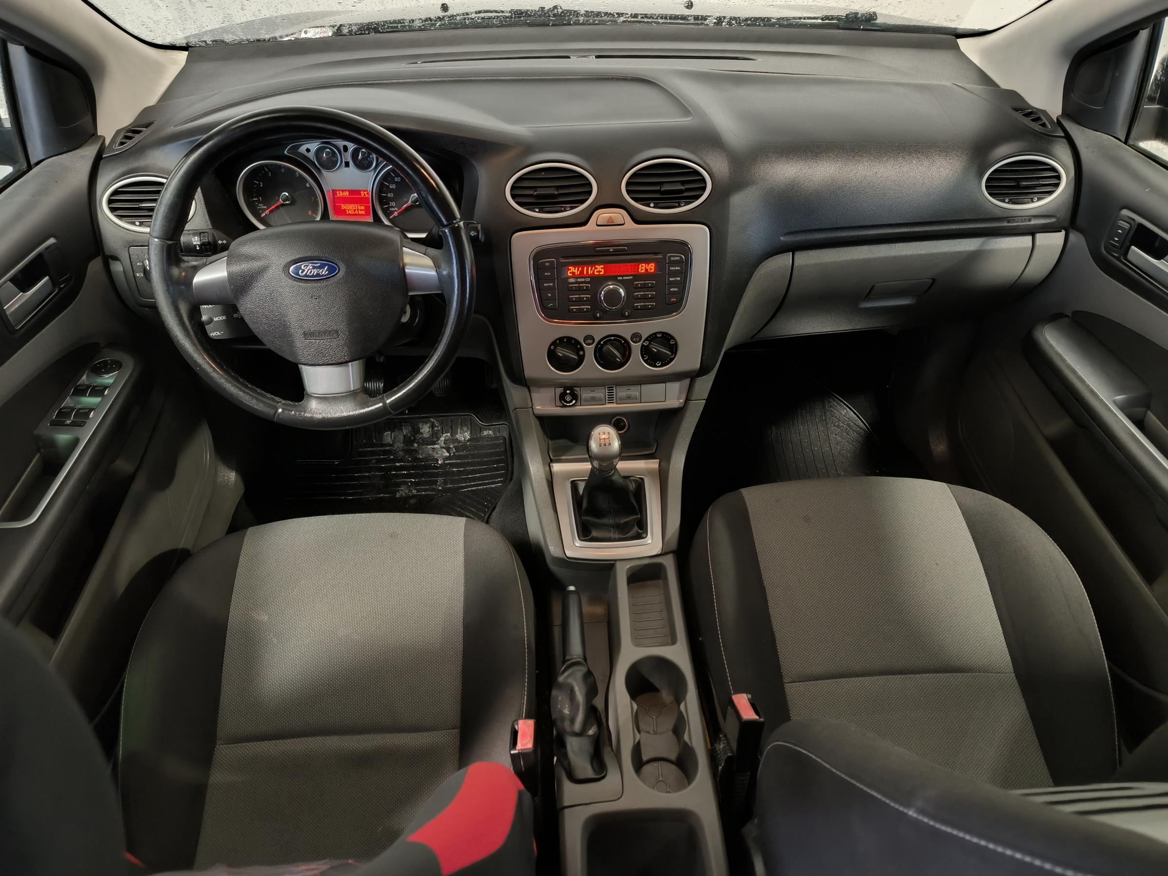 Ford Focus, 2010 - pohled č. 8