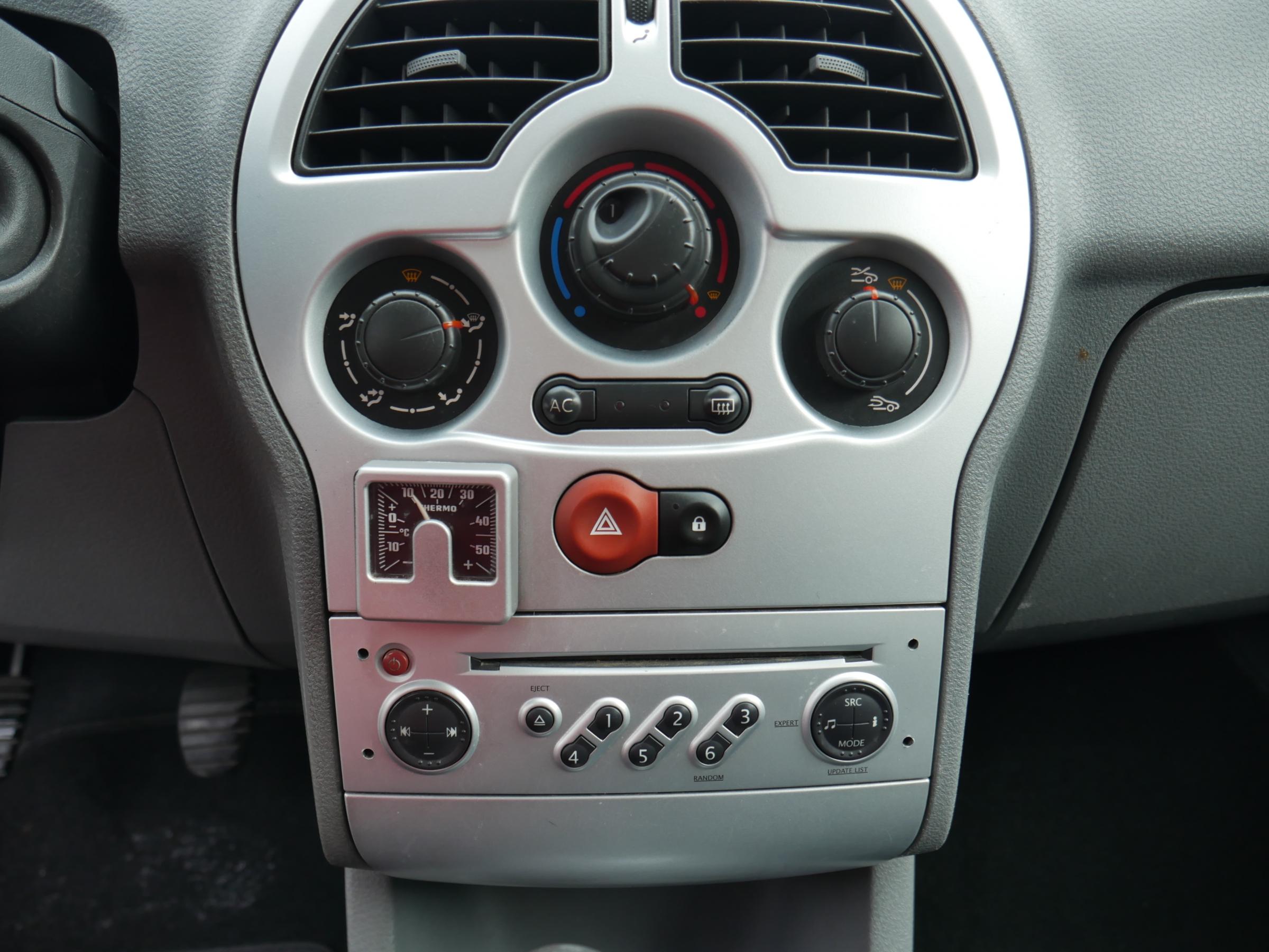 Renault Modus, 2009 - pohled č. 11