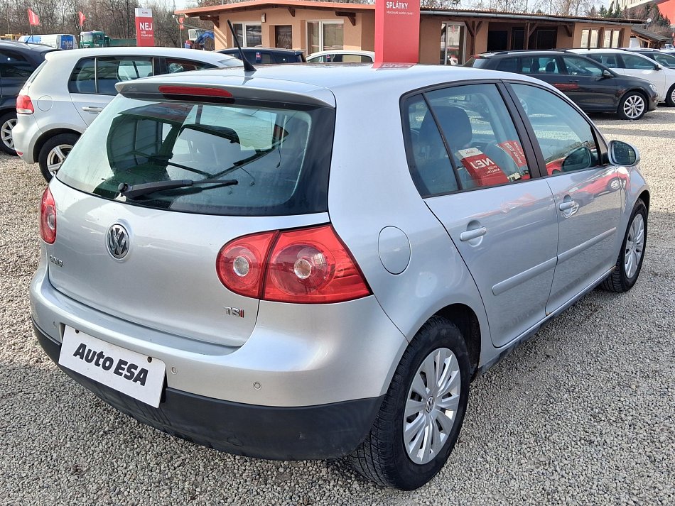 Volkswagen Golf 1.4 TSi 