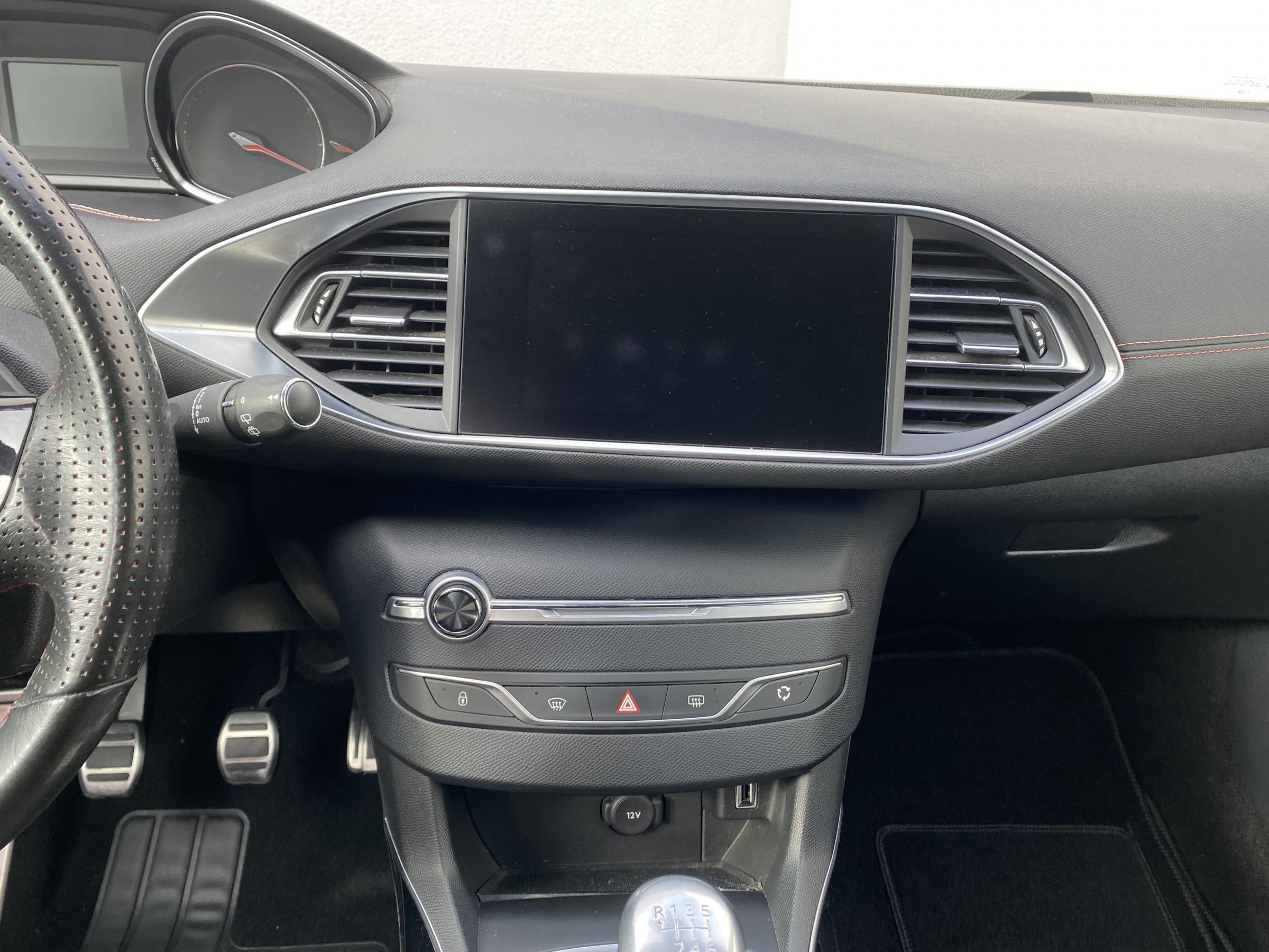 Peugeot 308, 2018 - pohled č. 12