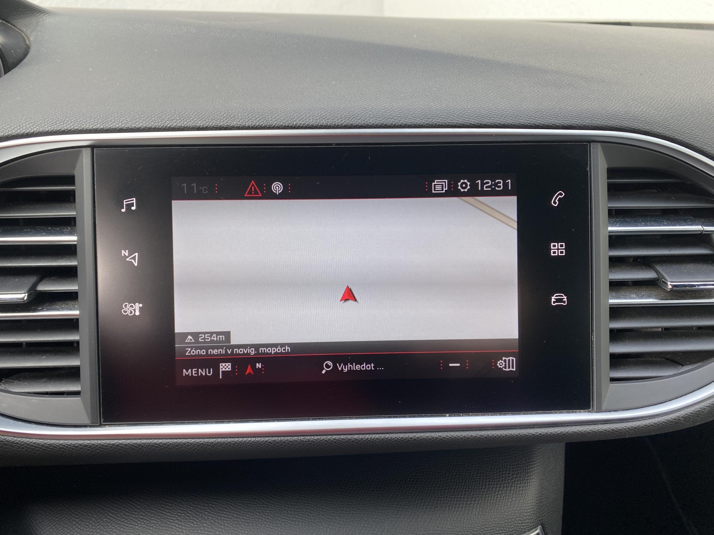 Peugeot 308, 2018 - pohled č. 16