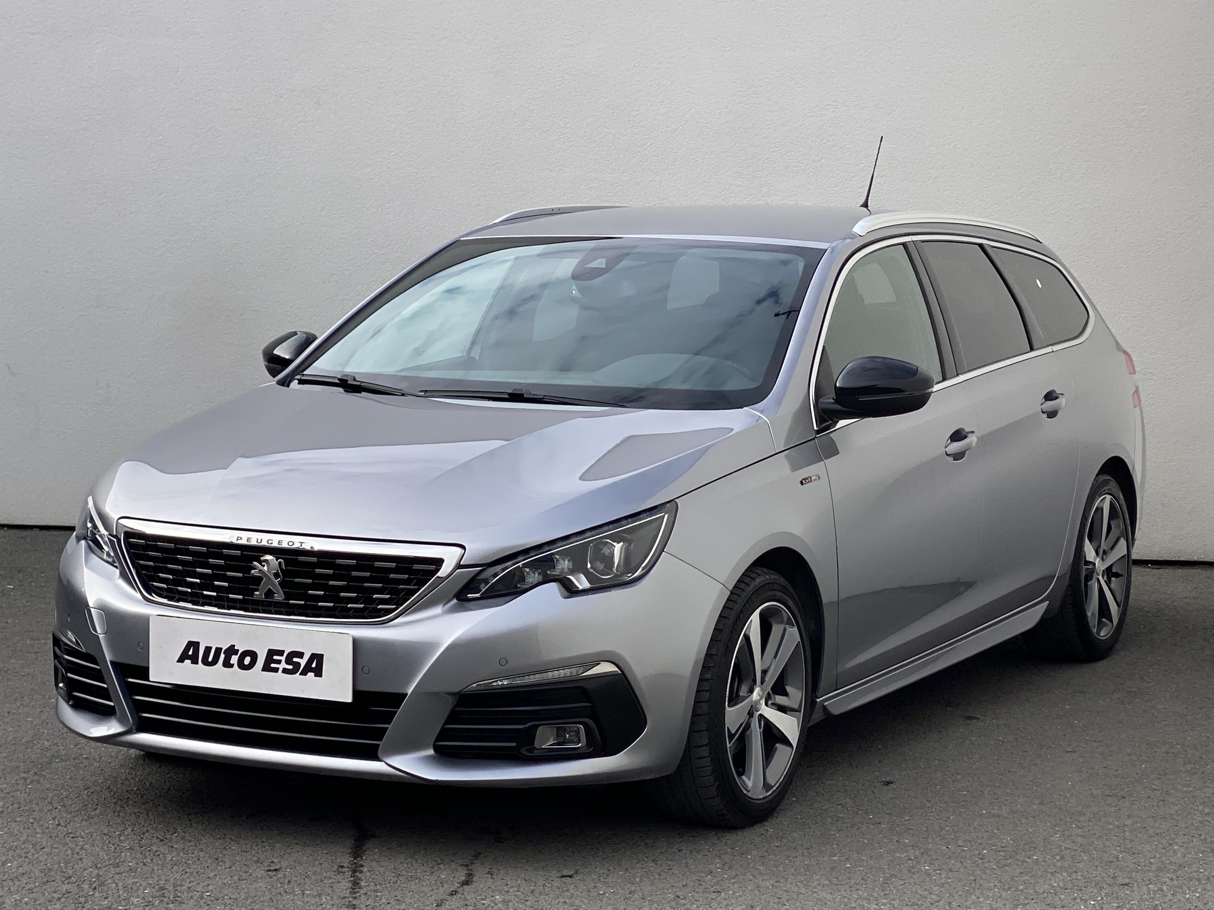 Peugeot 308, 2018 - pohled č. 3