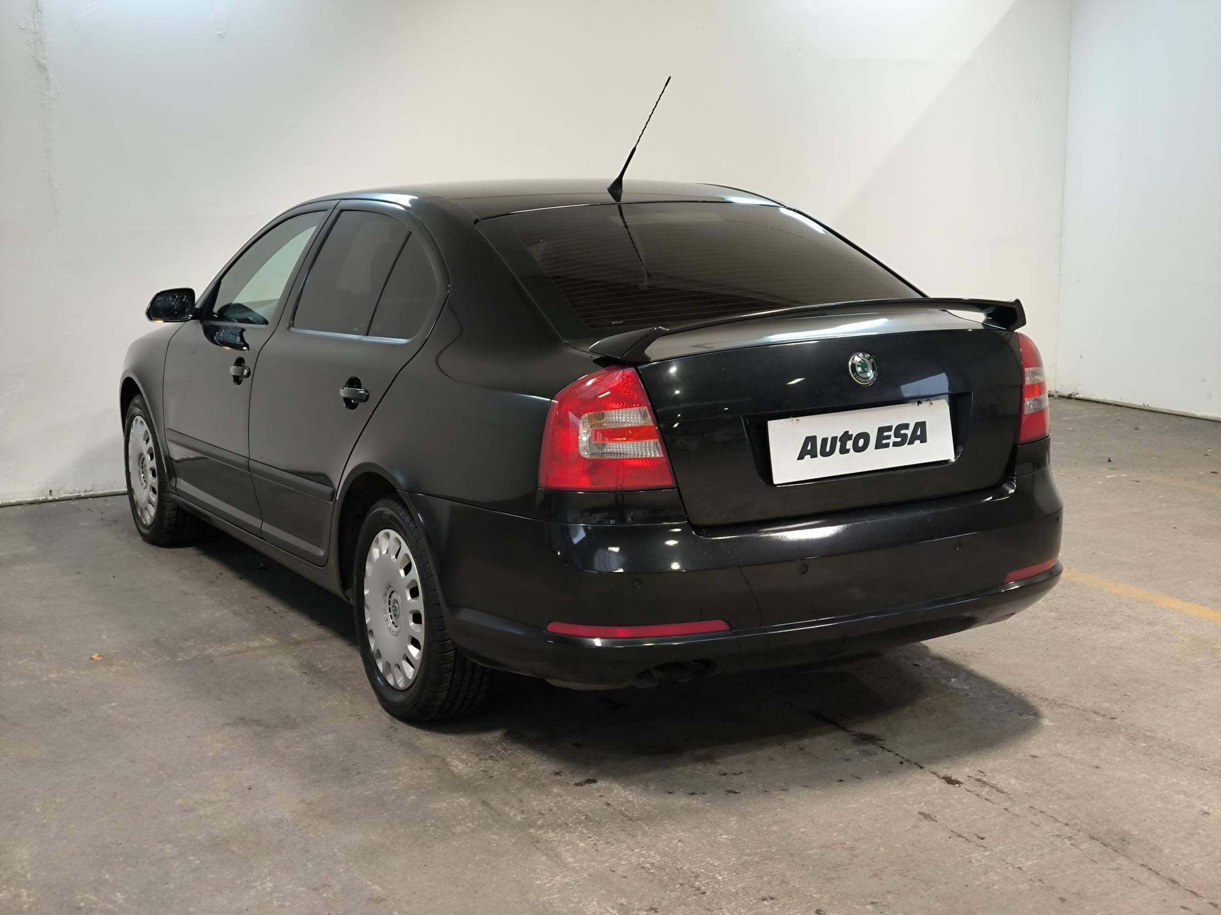 Škoda Octavia, 2005 - pohled č. 4