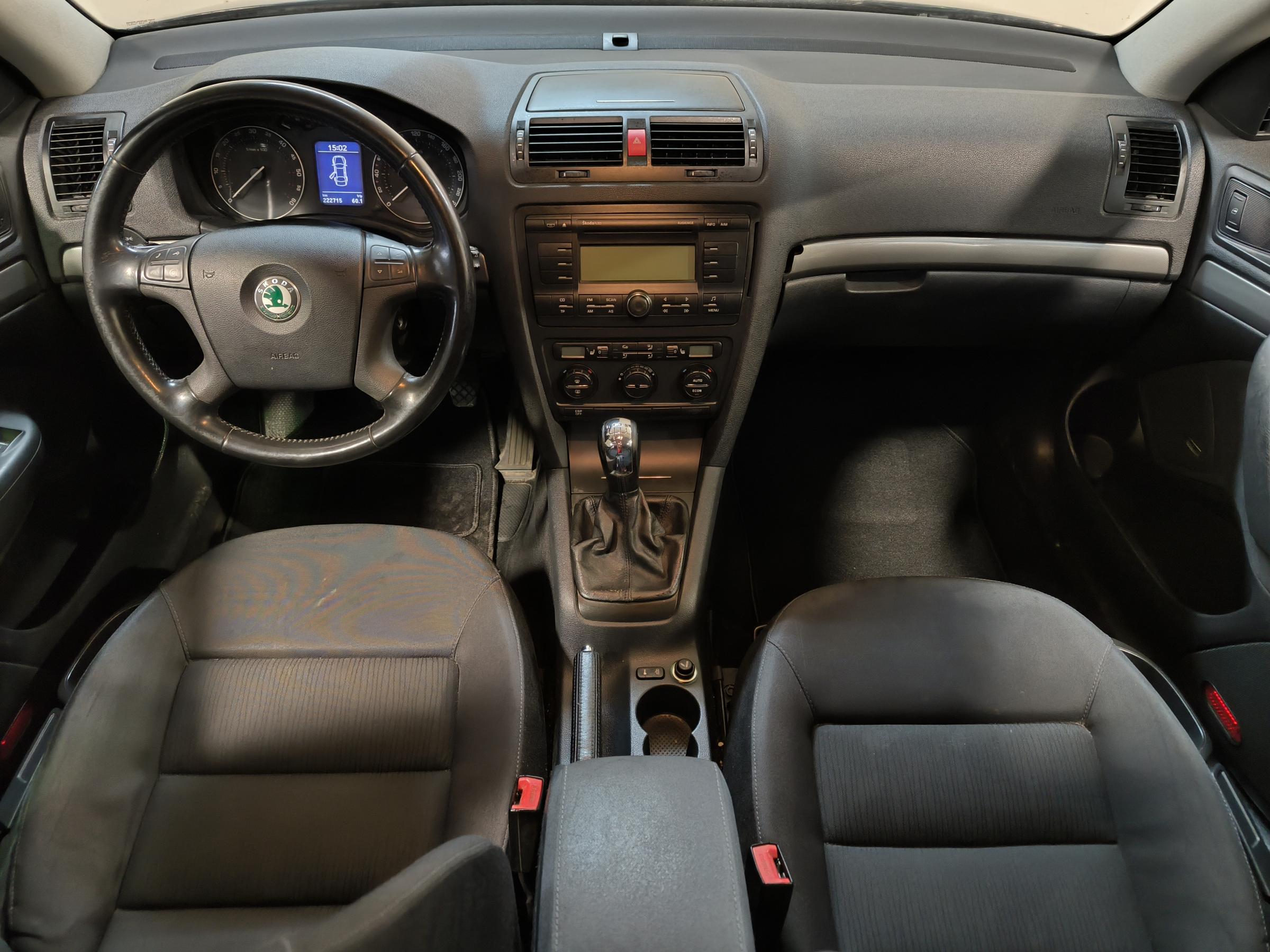 Škoda Octavia, 2005 - pohled č. 8