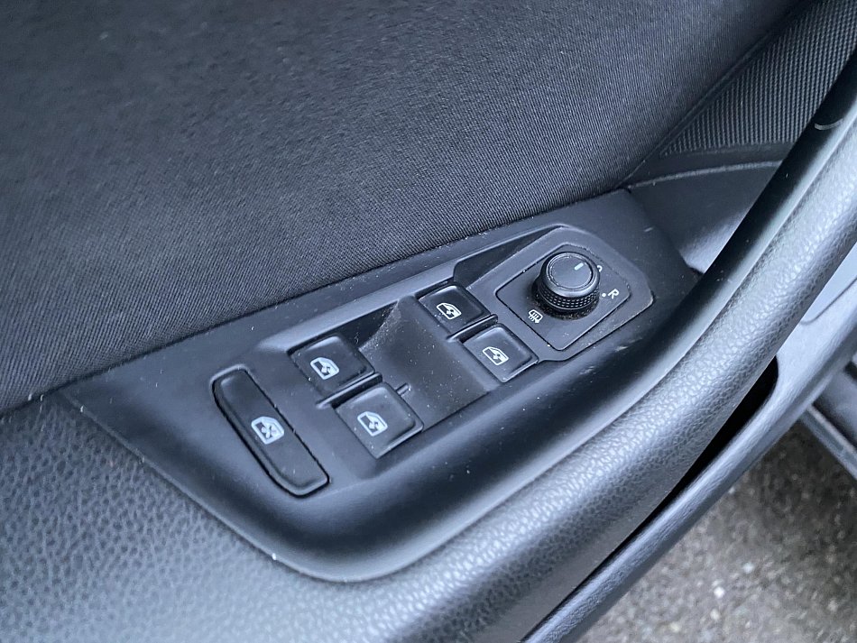 Volkswagen Passat 2.0 TDi 