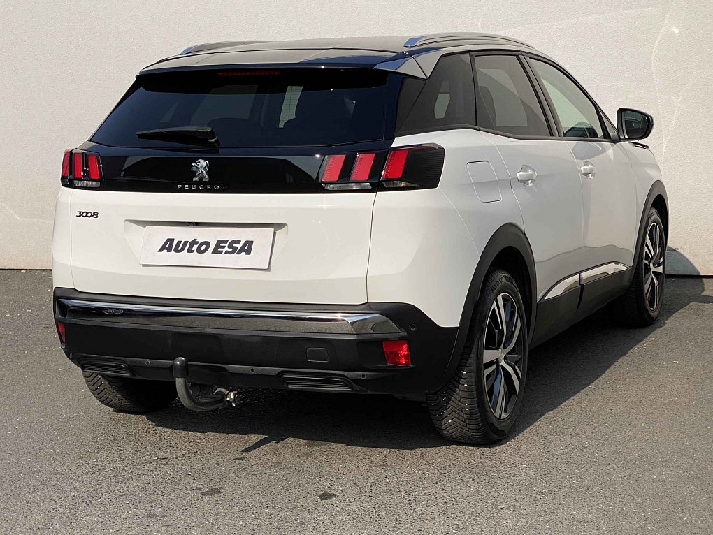 Peugeot 3008 1.2 PT Allure