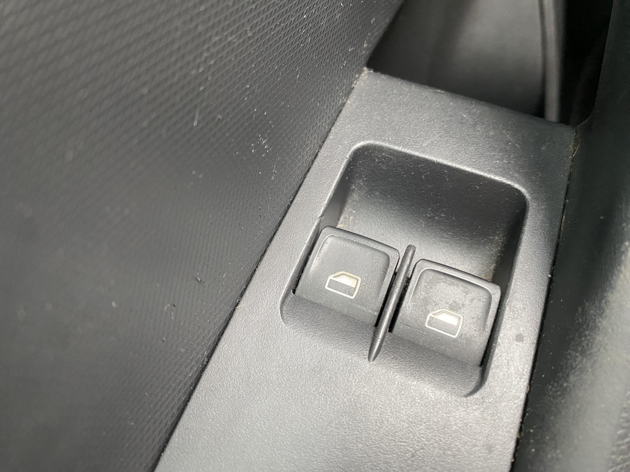 Škoda Rapid, 2014 - pohled č. 14