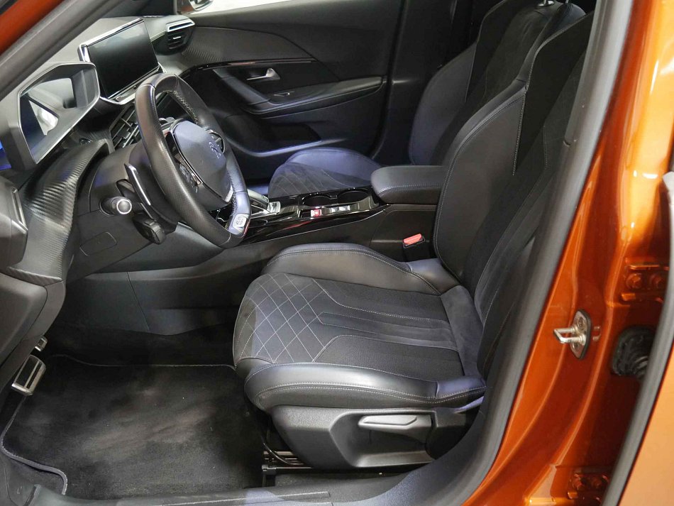 Peugeot 2008 1.2 PT GT