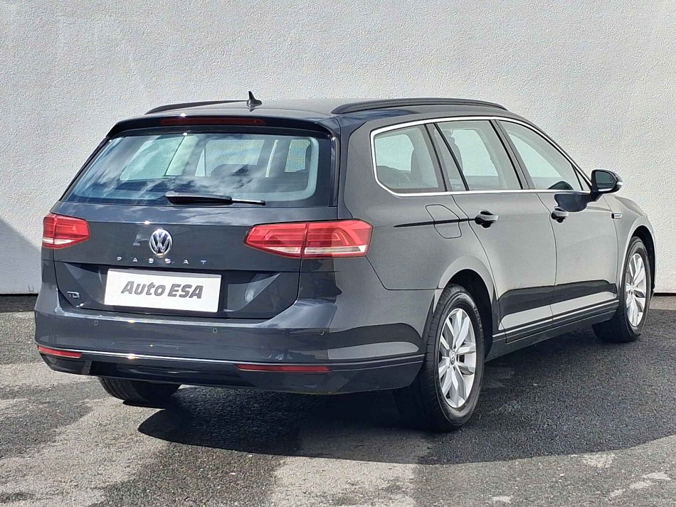 Volkswagen Passat 2.0 TDi 