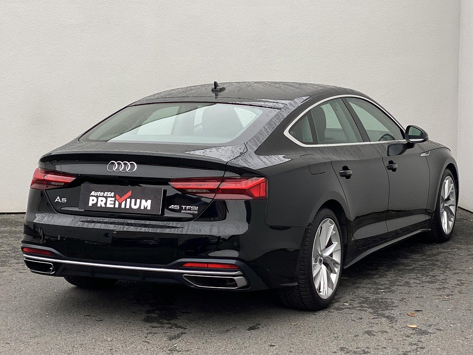 Audi A5 2.0TFSi  Quattro
