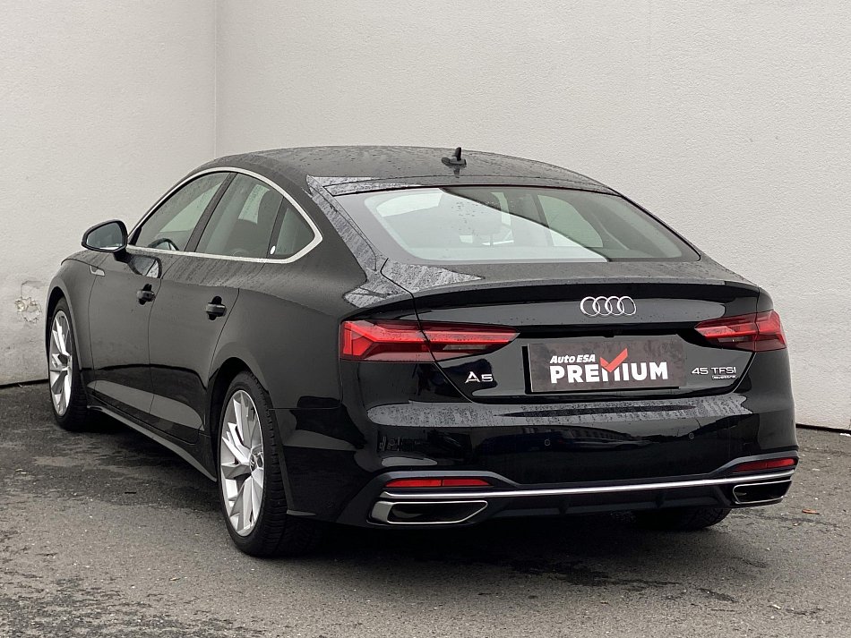 Audi A5 2.0TFSi  Quattro