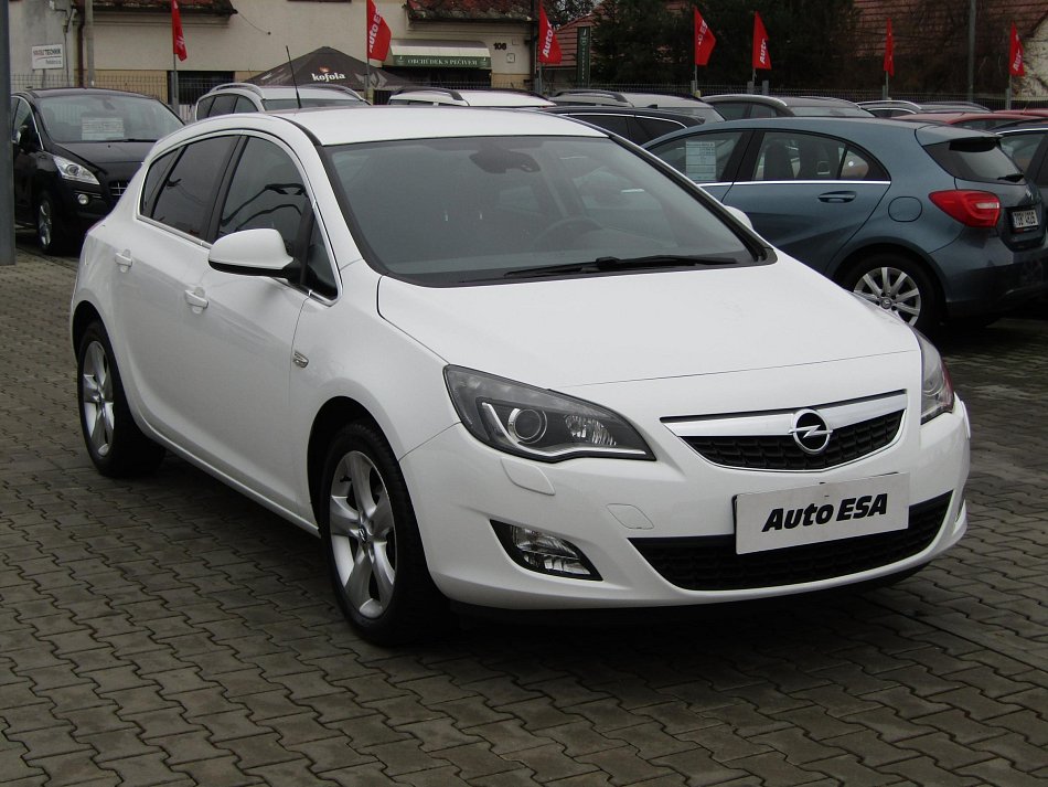 Opel Astra 1.4 T Sport