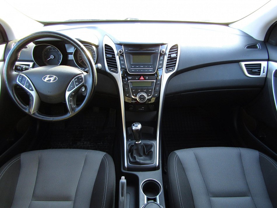 Hyundai I30 1.6i 