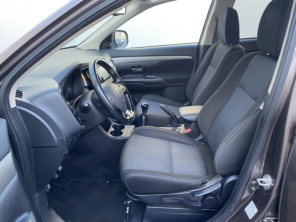 Mitsubishi Outlander 2.0 MiVEC 