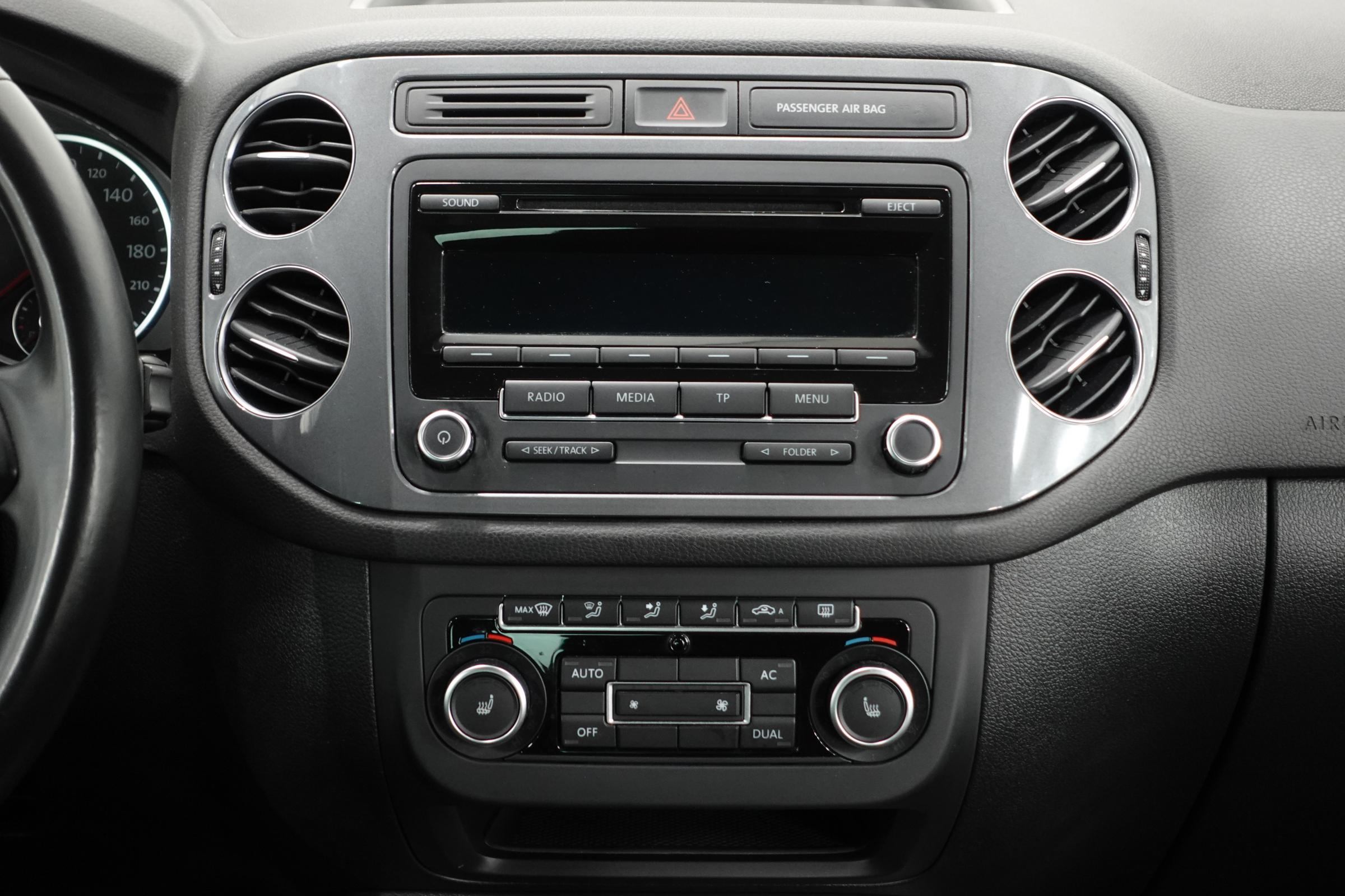 Volkswagen Tiguan, 2012 - pohled č. 13