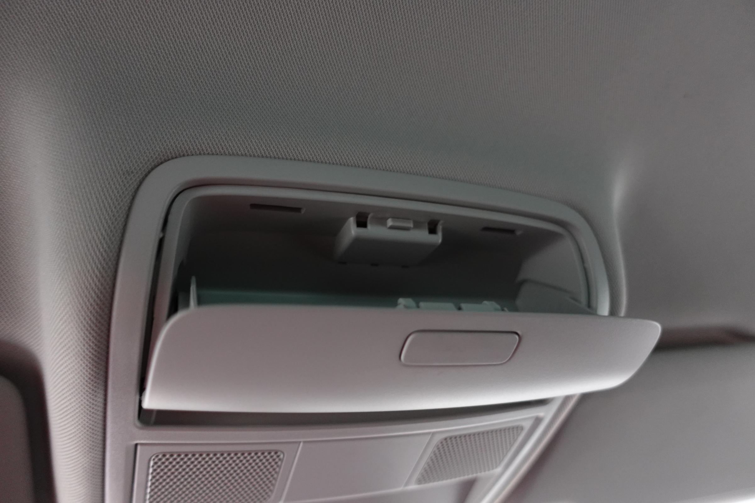 Volkswagen Tiguan, 2012 - pohled č. 14