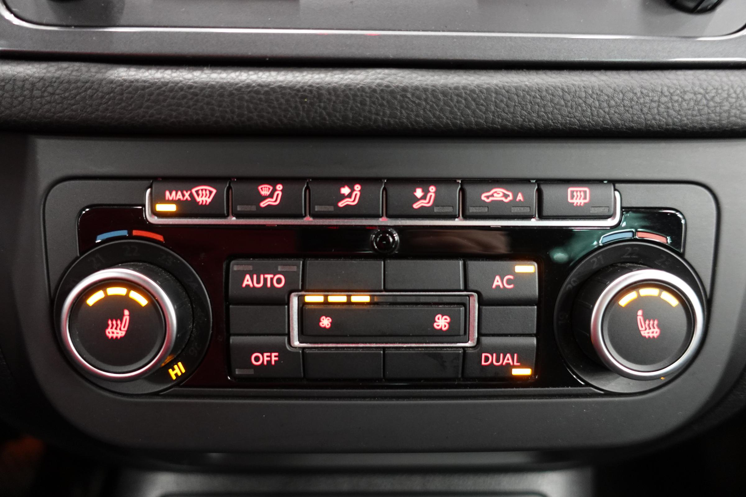 Volkswagen Tiguan, 2012 - pohled č. 19