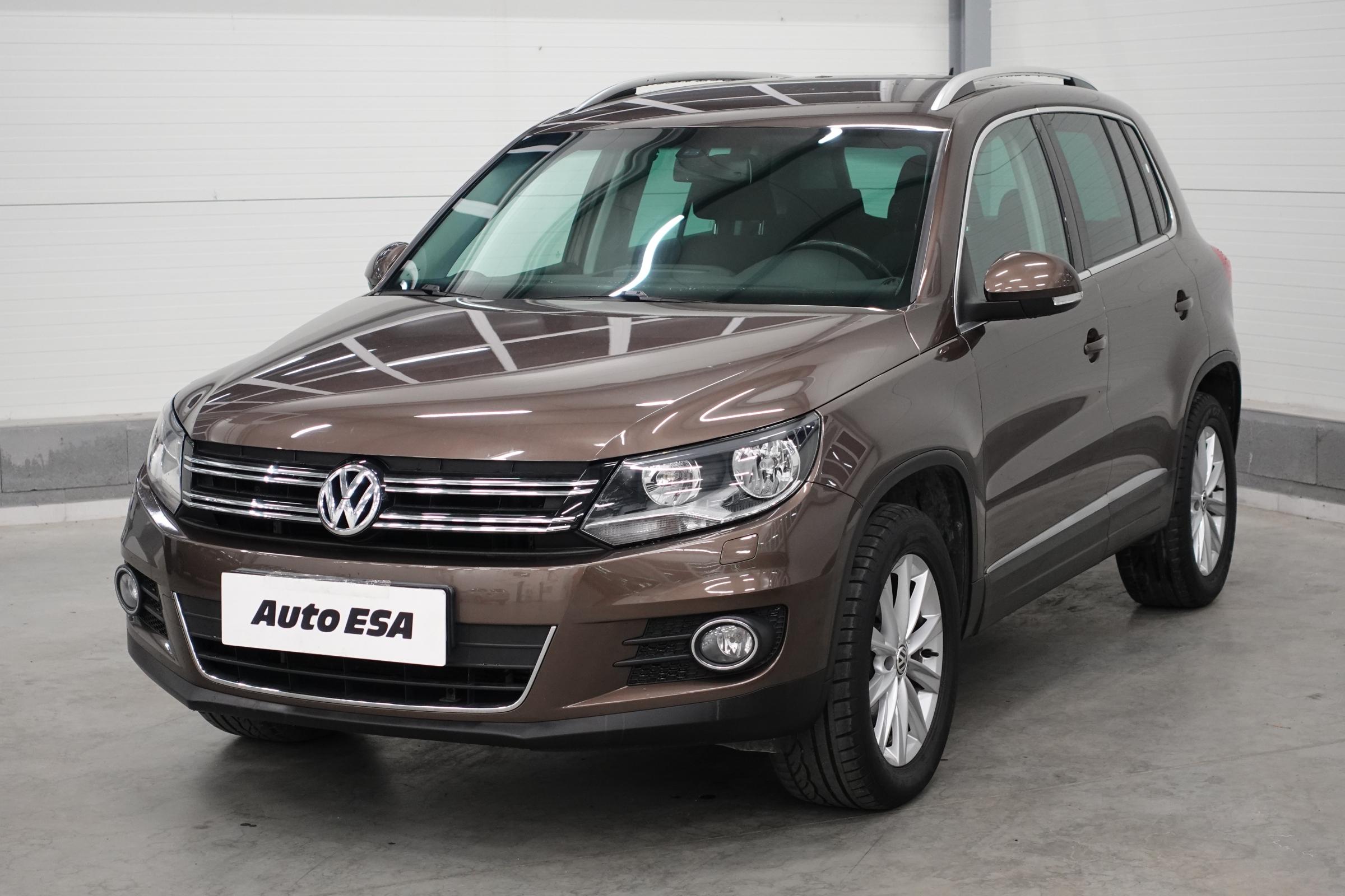 Volkswagen Tiguan, 2012 - pohled č. 3