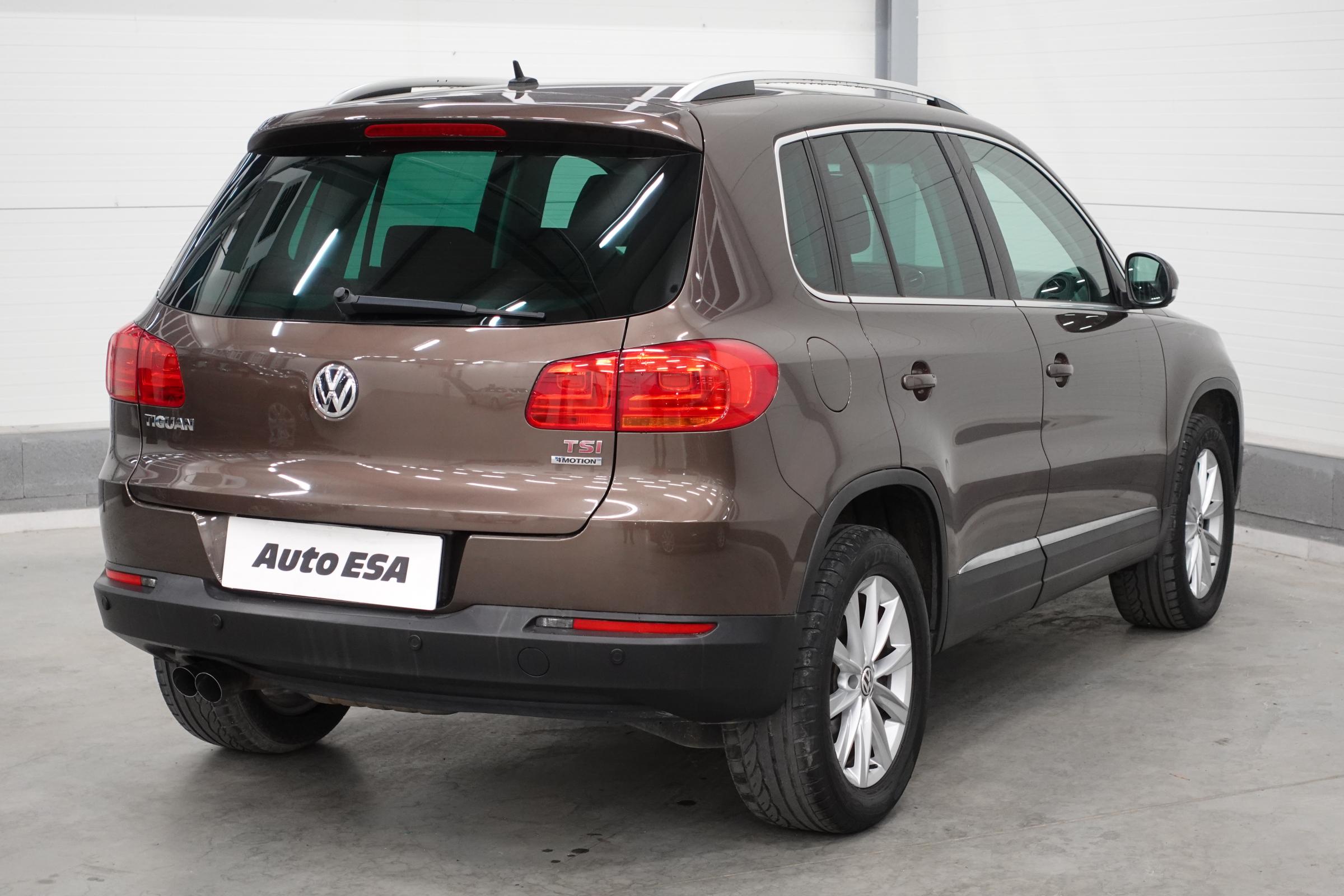 Volkswagen Tiguan, 2012 - pohled č. 4