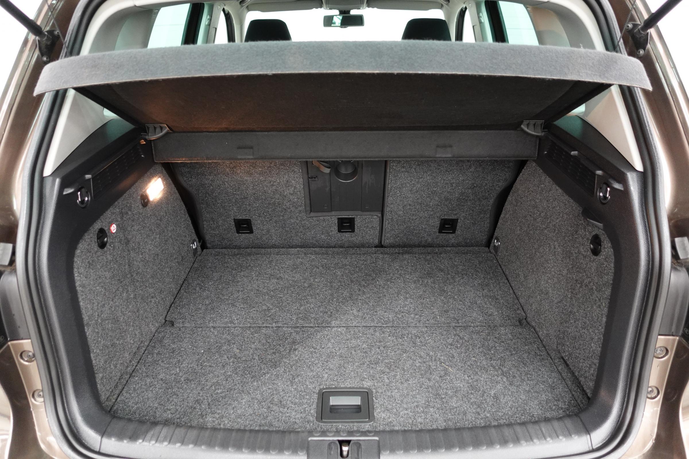 Volkswagen Tiguan, 2012 - pohled č. 7