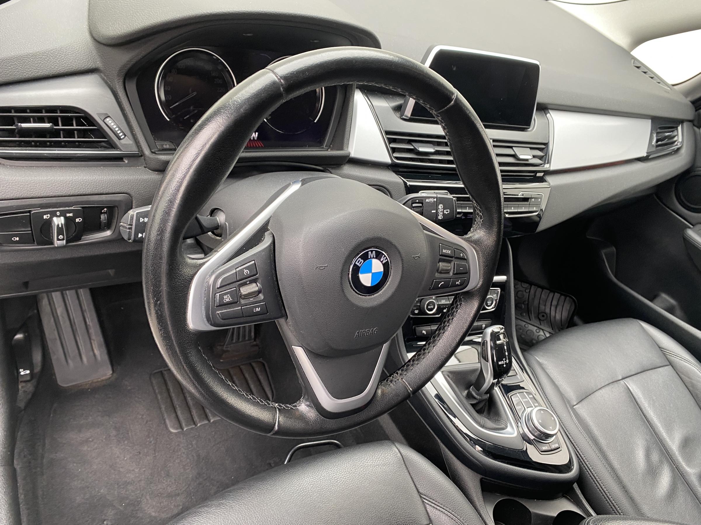 BMW Řada 2, 2018 - pohled č. 12