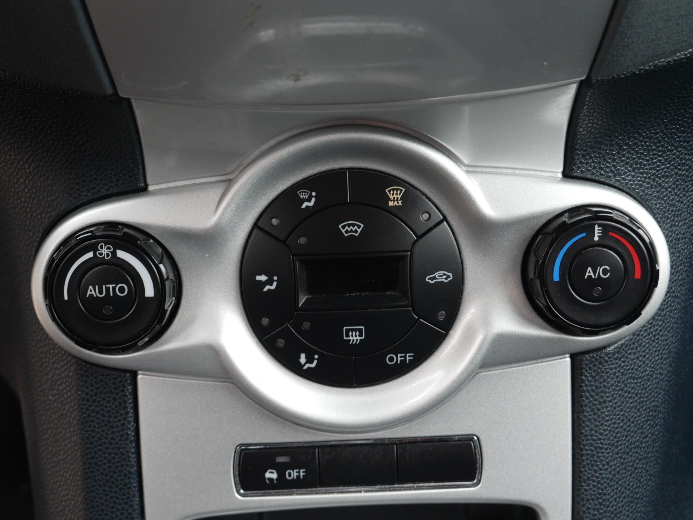 Ford Fiesta, 2010 - pohled č. 13