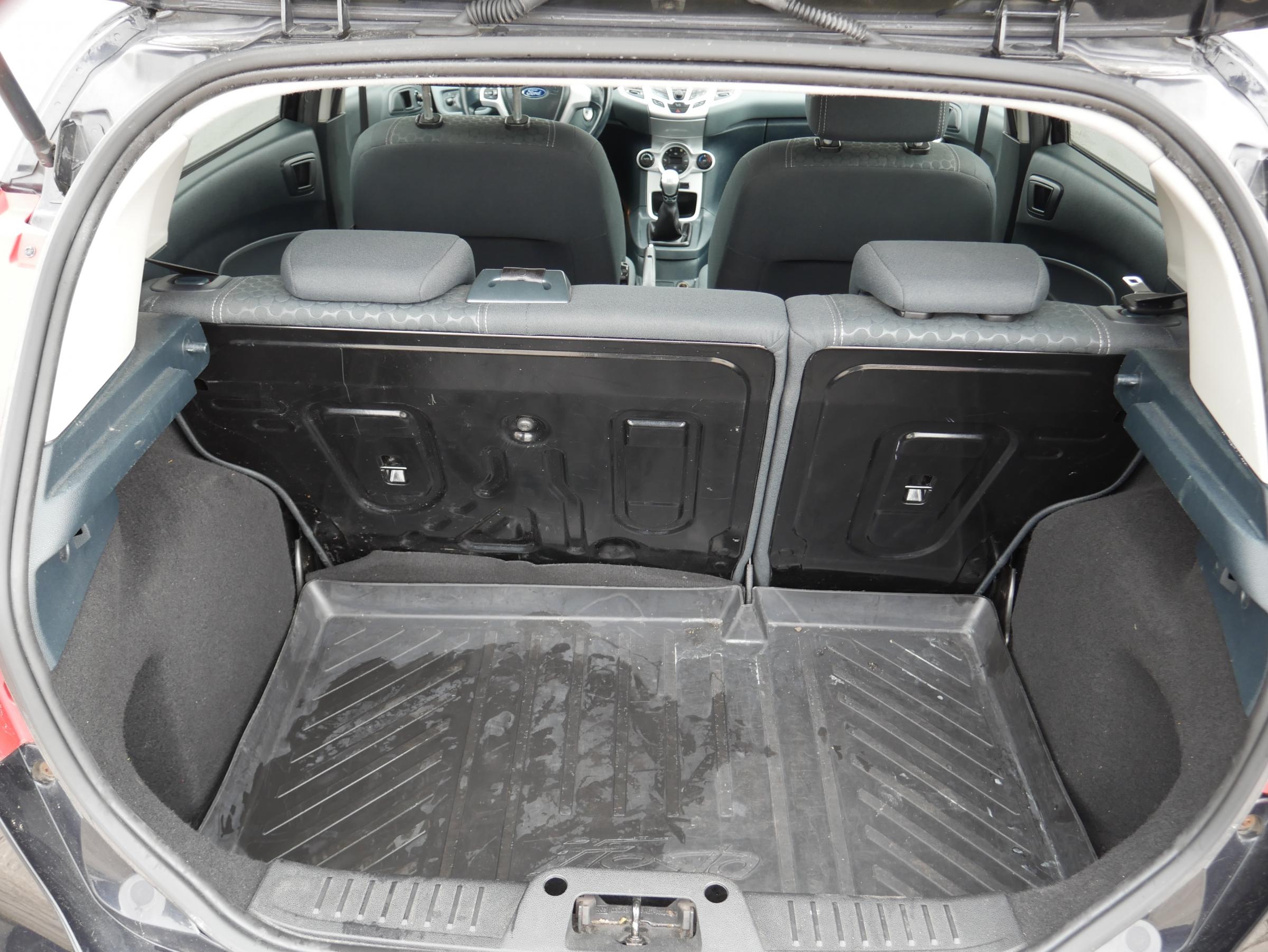 Ford Fiesta, 2010 - pohled č. 8