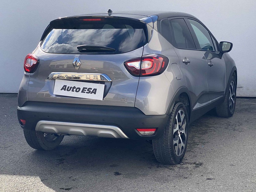 Renault Captur 1.2TCe Intense