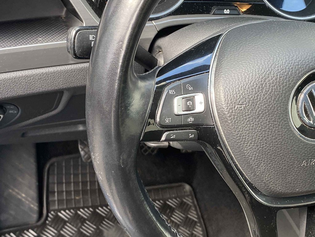 Volkswagen Touran 1.5TSi 