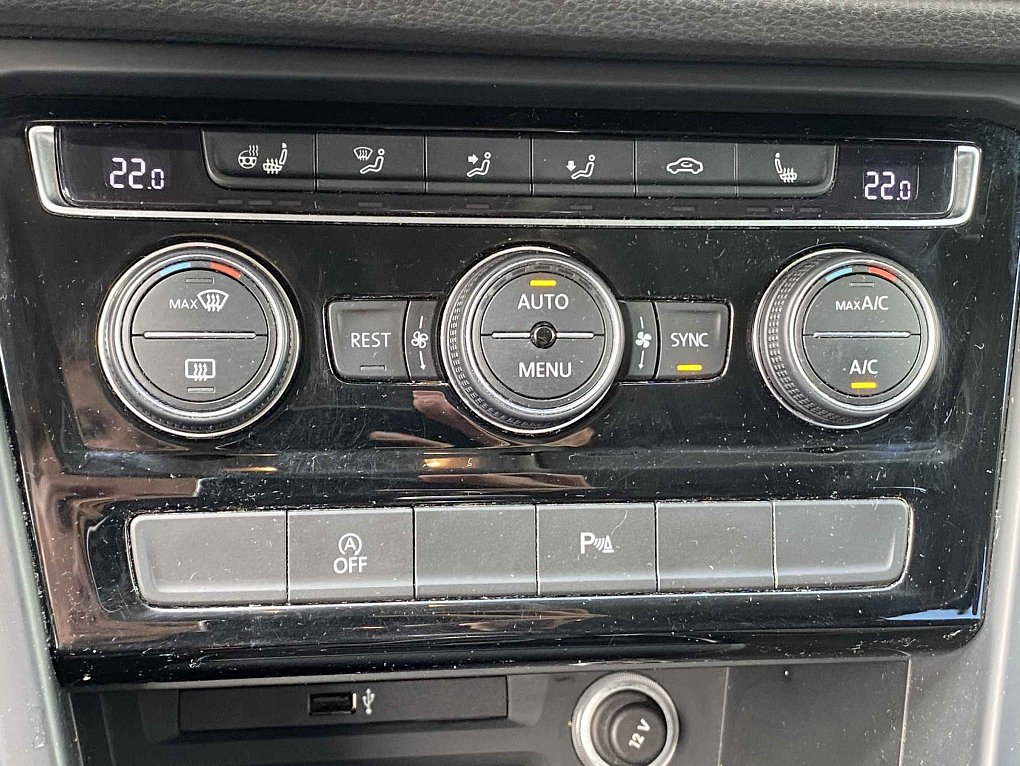 Volkswagen Touran 1.5TSi 
