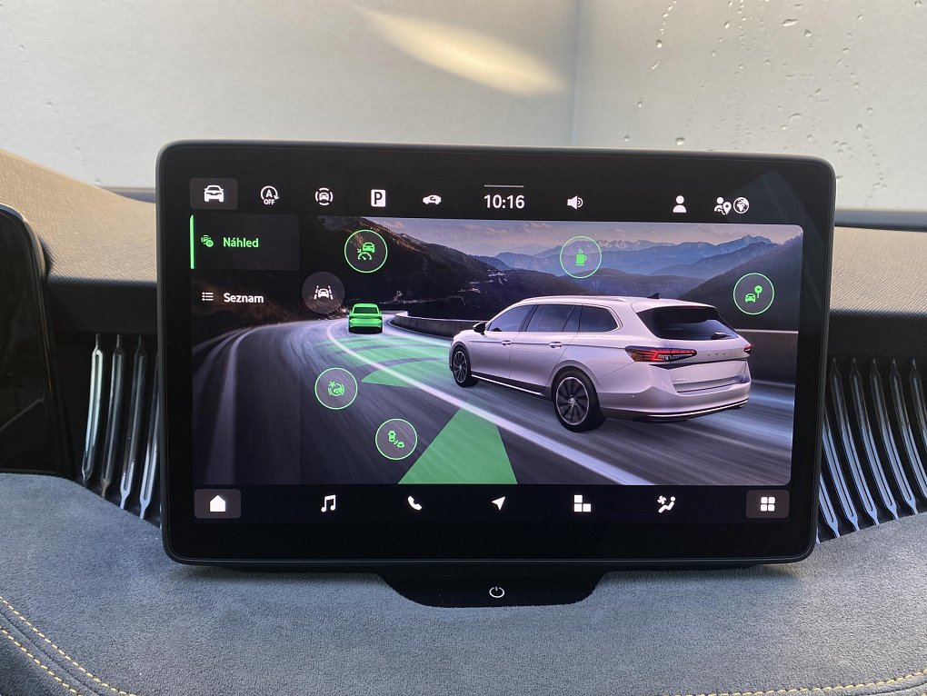 Škoda Superb IV 2.0 TDi Selection