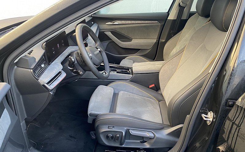 Škoda Superb IV 2.0 TDi Selection