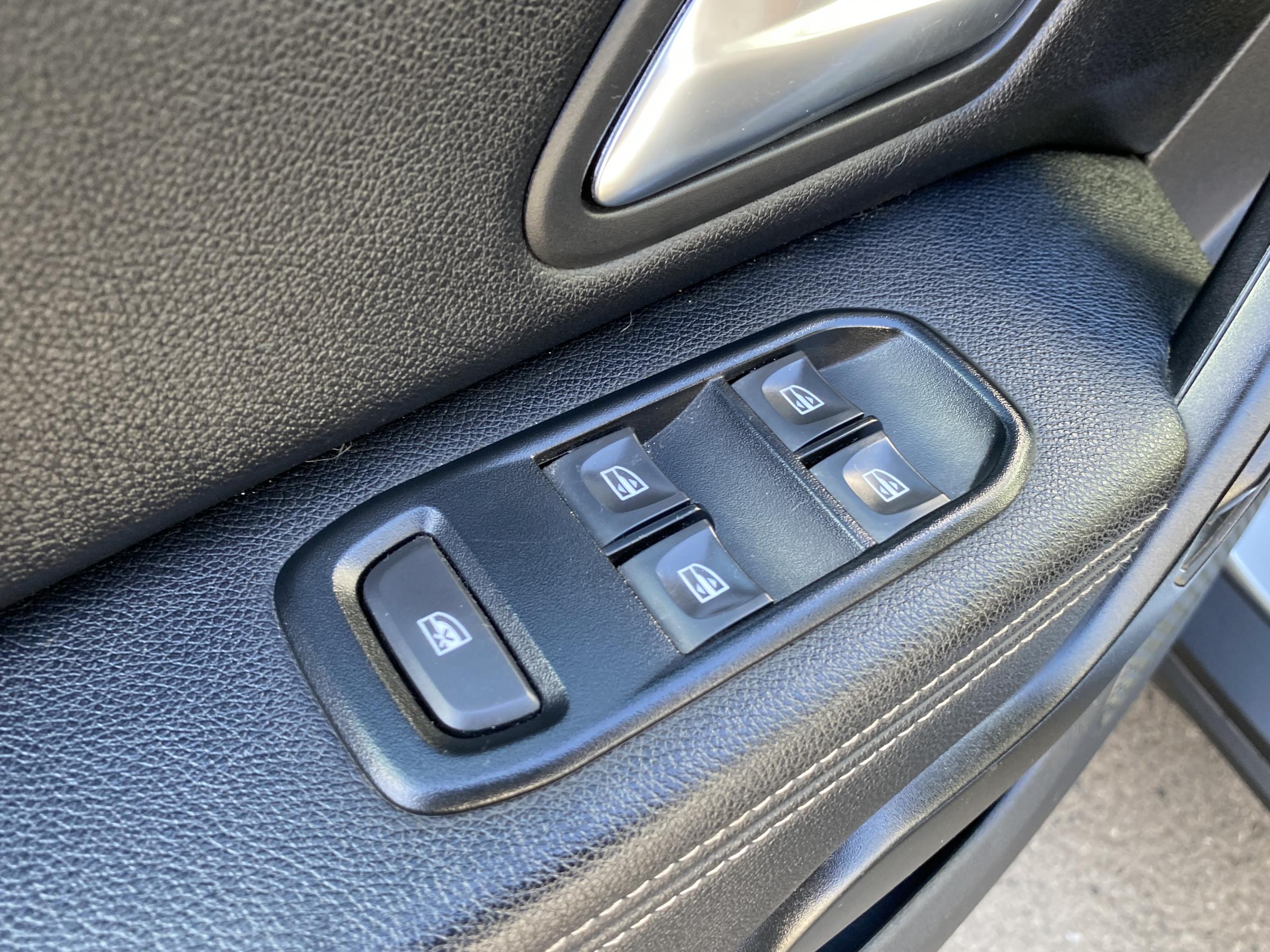 Dacia Duster, 2020 - pohled č. 15