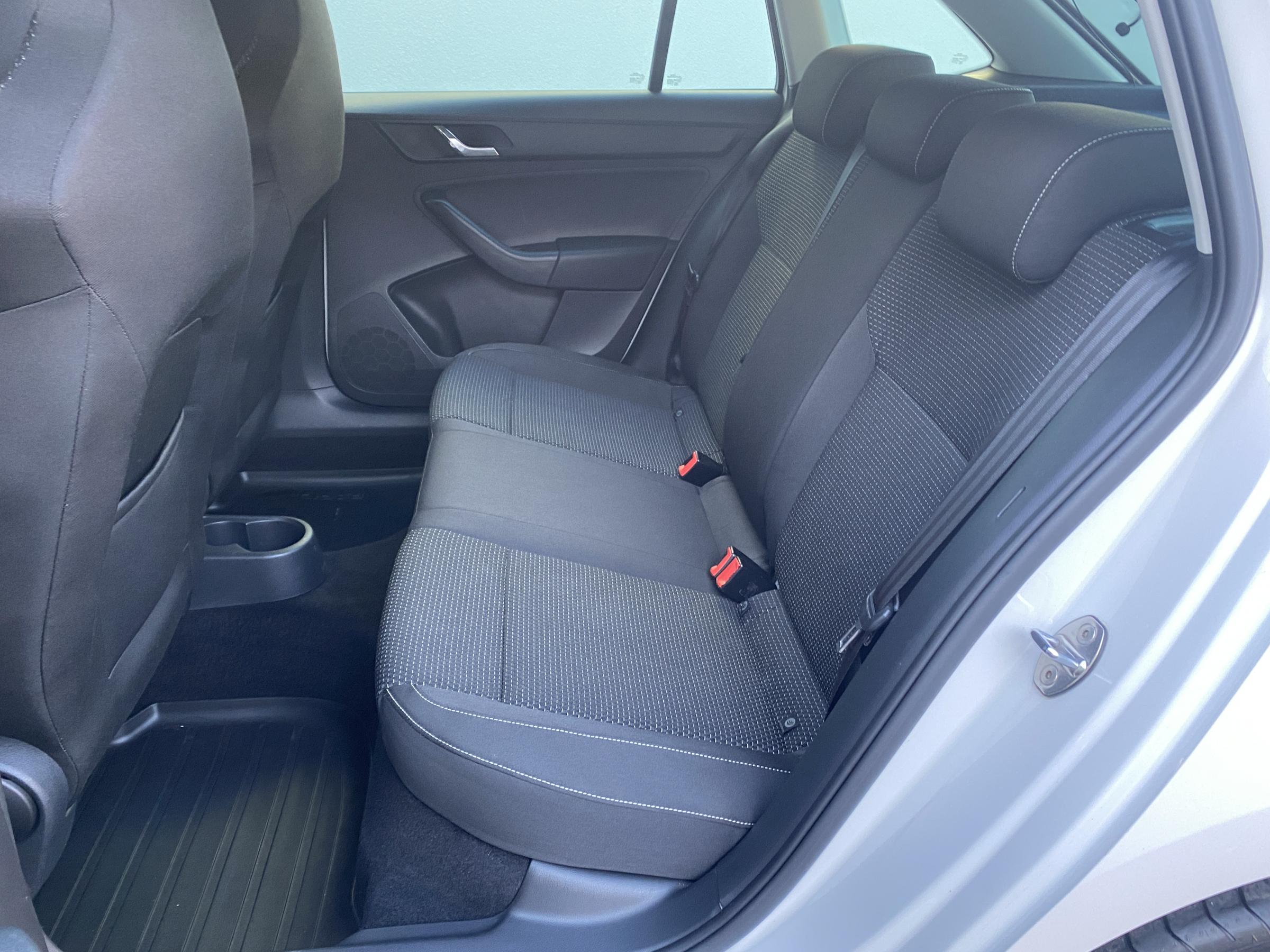 Škoda Rapid, 2014 - pohled č. 10