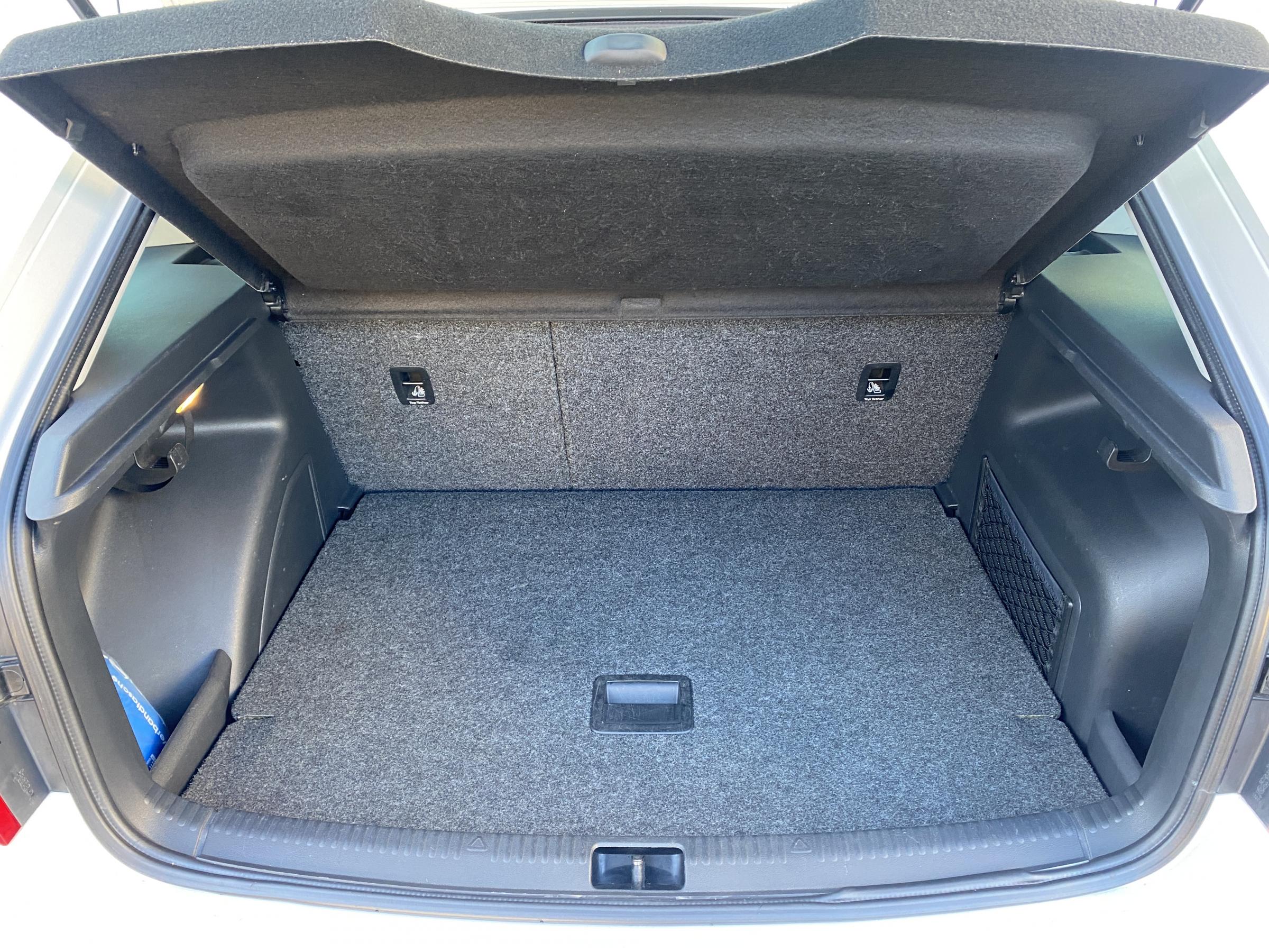 Škoda Rapid, 2014 - pohled č. 7