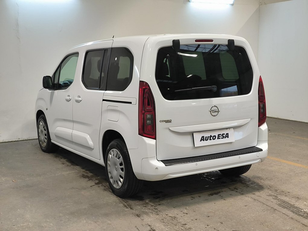 Opel Combo 1.2T 
