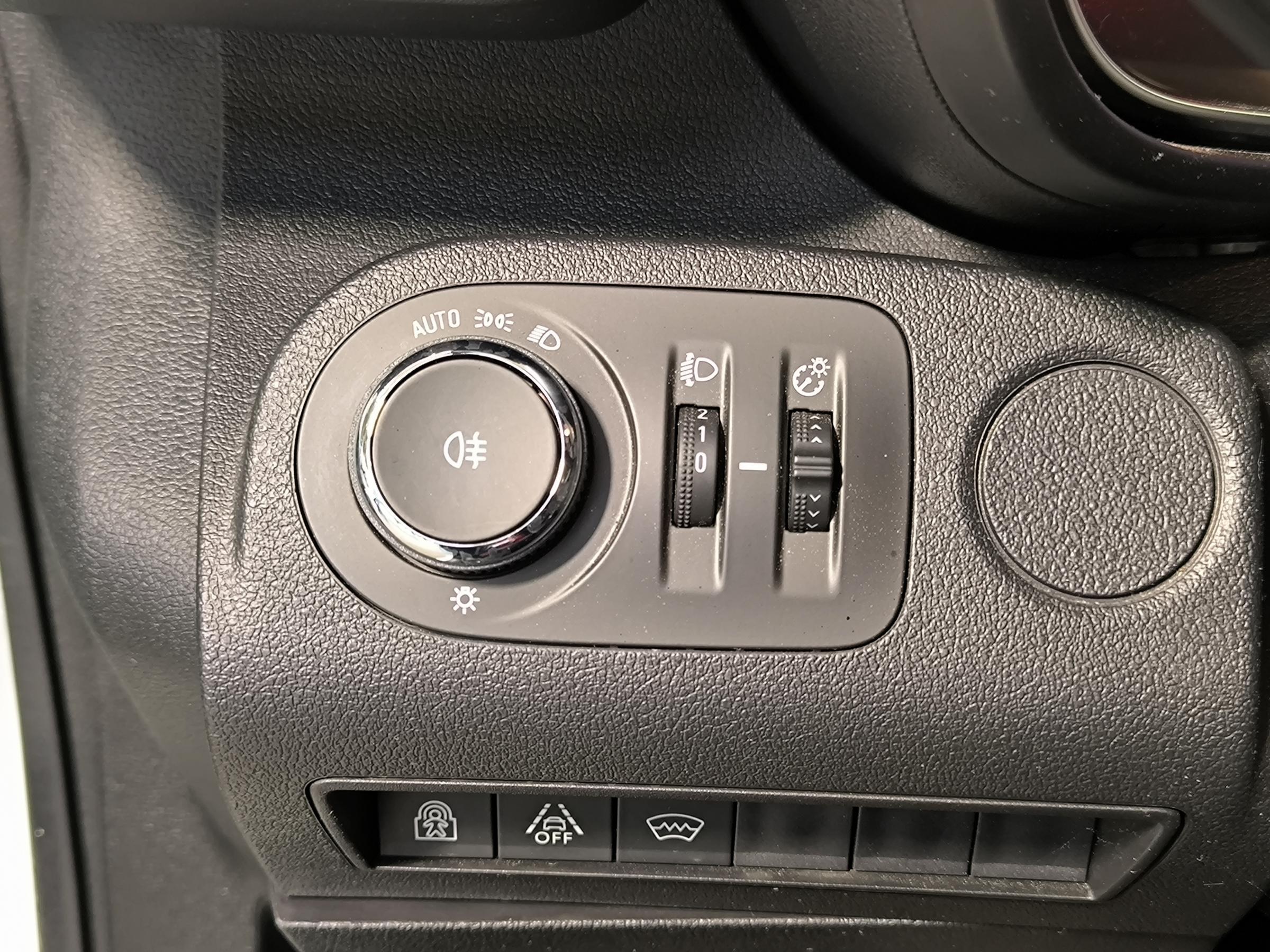 Opel Combo, 2021 - pohled č. 16