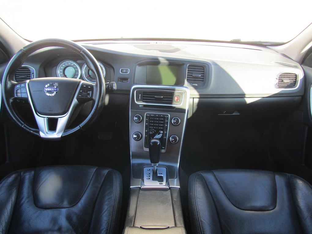 Volvo V60 2.0 D Summum