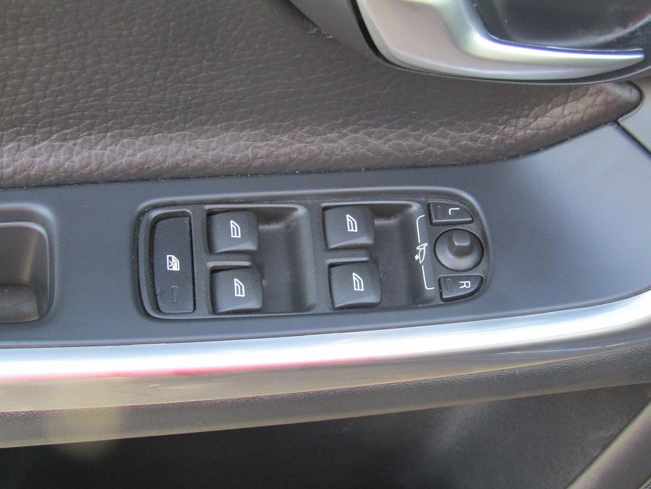 Volvo V60 2.0 D Summum