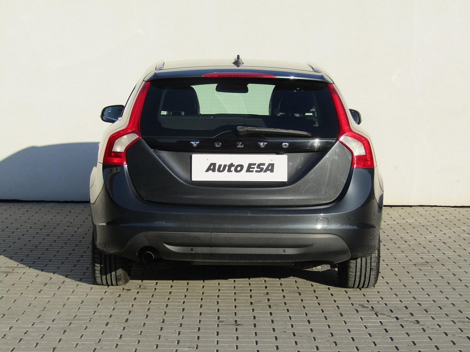 Volvo V60 2.0 D Summum