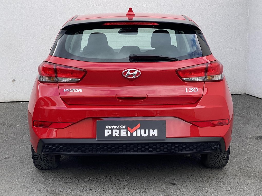 Hyundai I30 1.5 DPi Smart