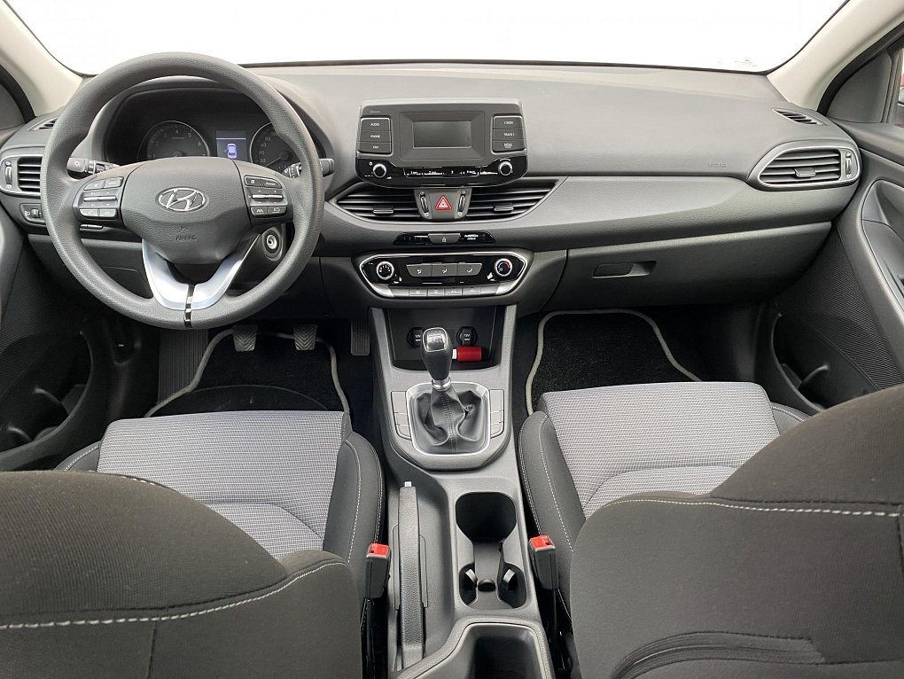 Hyundai I30 1.5 DPi Smart