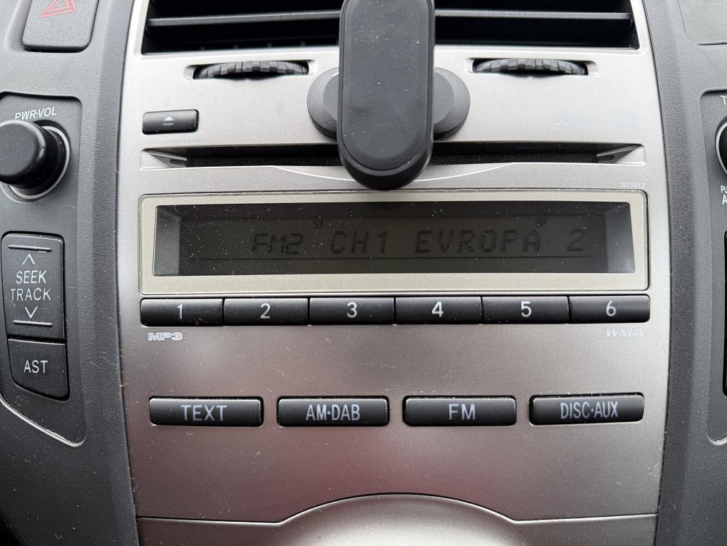 Toyota Yaris 1.33 VVT-i 