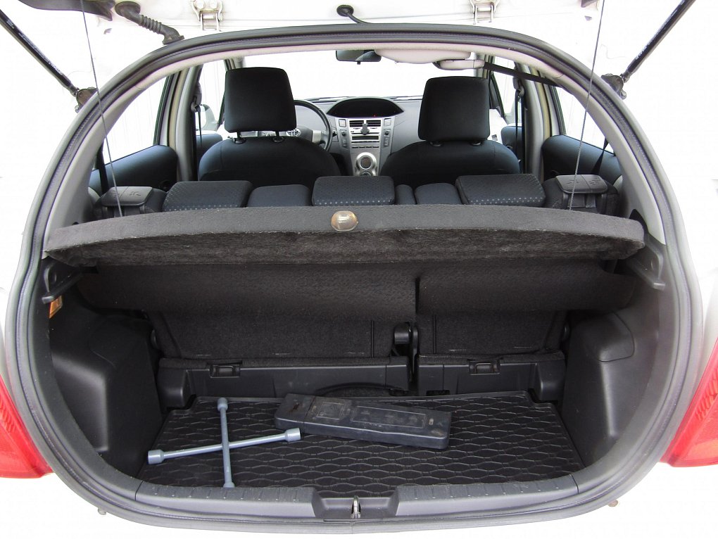 Toyota Yaris 1.33 VVT-i 